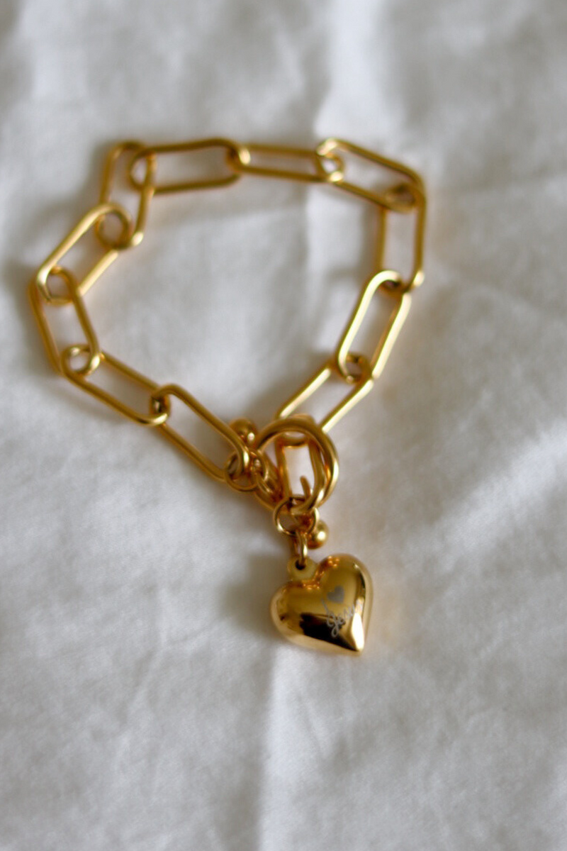 I LOVE JESUS BRACELET