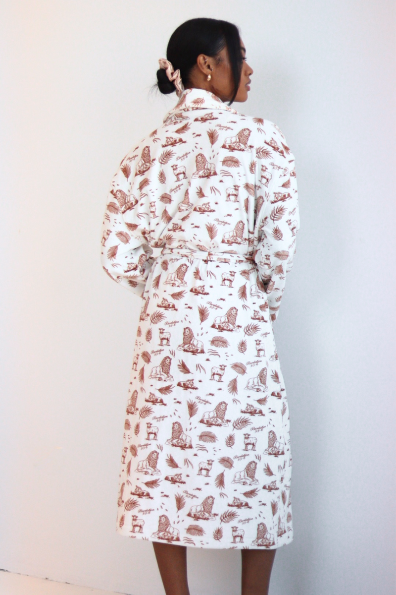 THE L&L ROBE